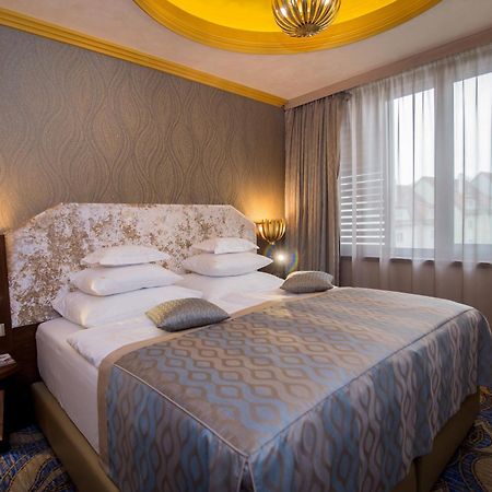 King'S Resort - Casino And Hotels Rozvadov Esterno foto