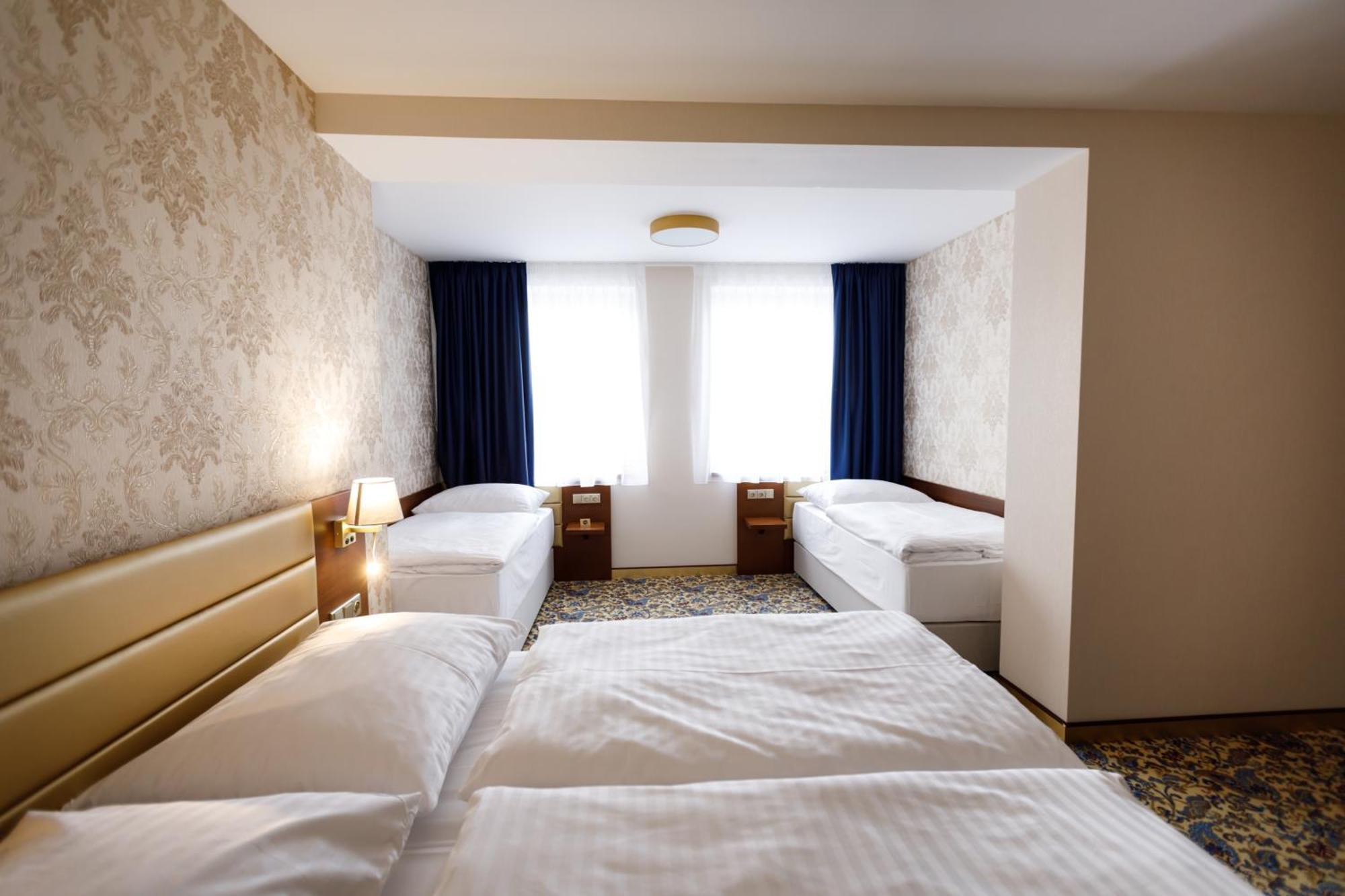 King'S Resort - Casino And Hotels Rozvadov Esterno foto