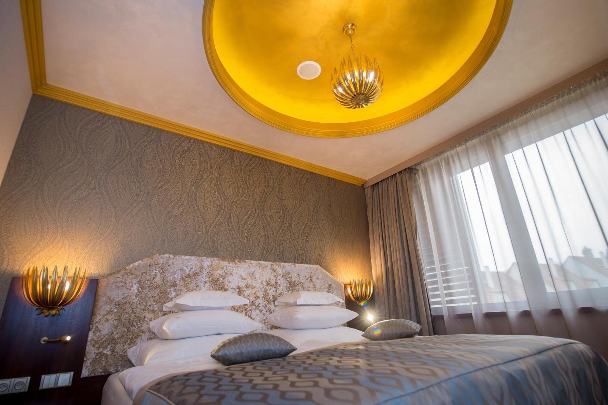 King'S Resort - Casino And Hotels Rozvadov Esterno foto