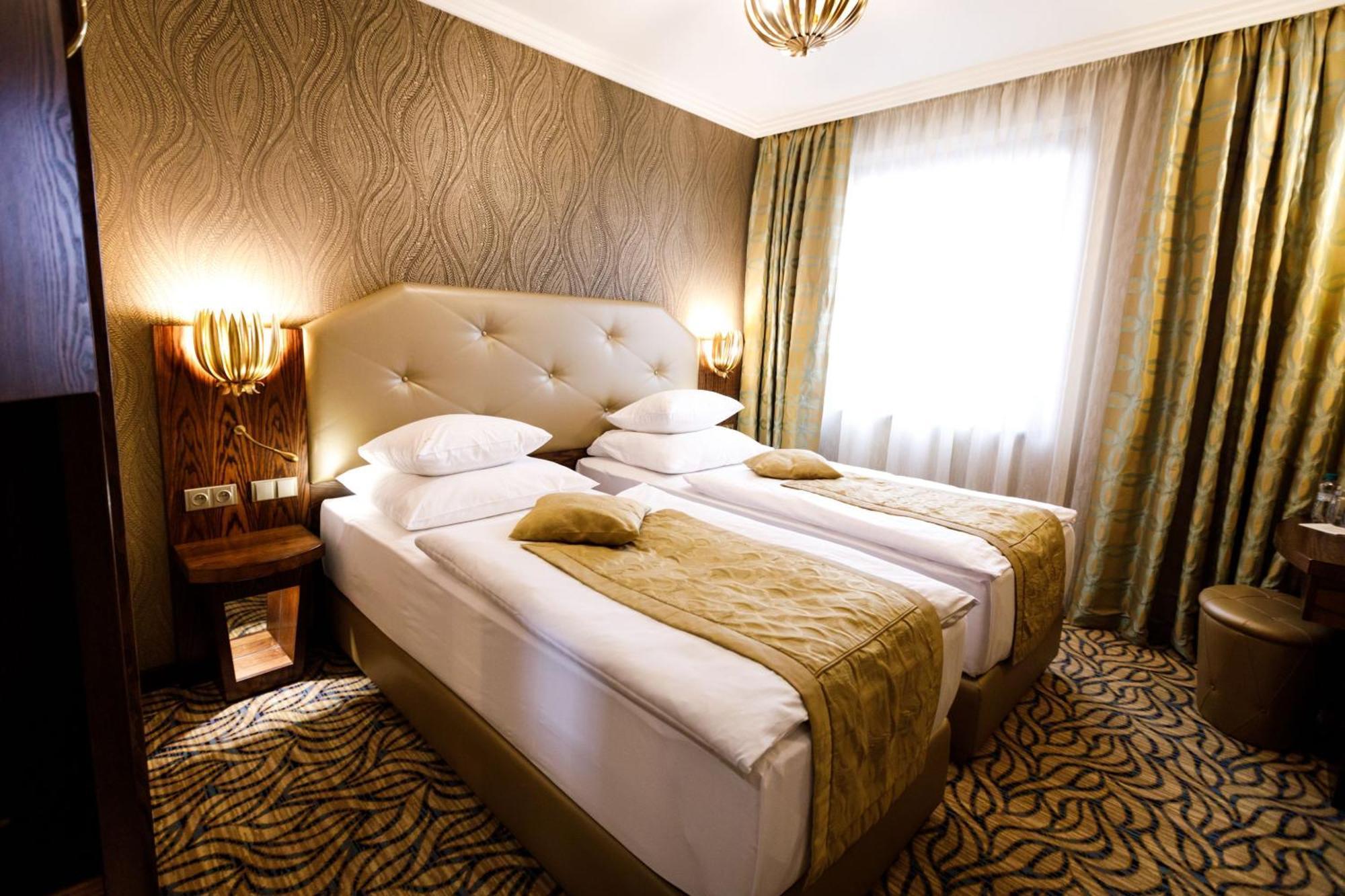 King'S Resort - Casino And Hotels Rozvadov Esterno foto